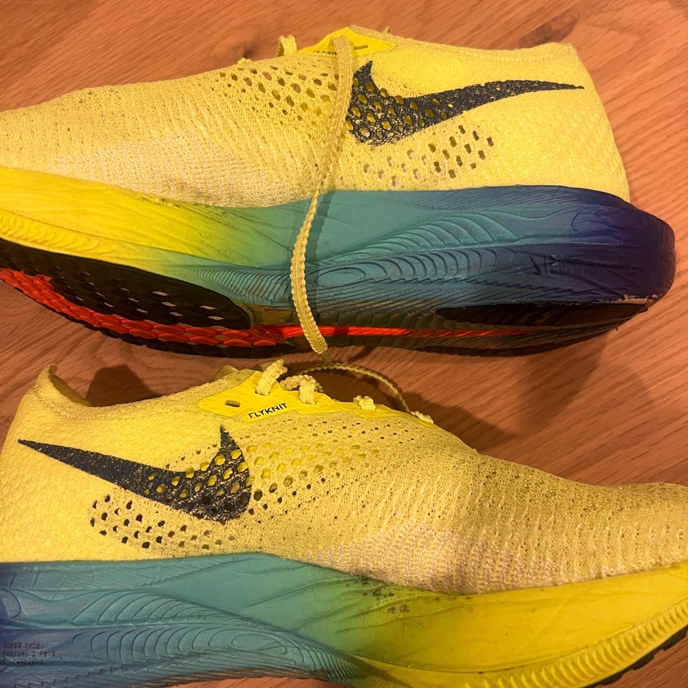 Nike Yellow and Blue Athletic Shoes with Flyknit Design - Picture 3 of 7